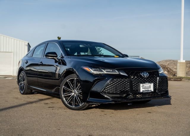 Used 2021 Toyota Avalon Touring w/ Advanced Safety Package image 1