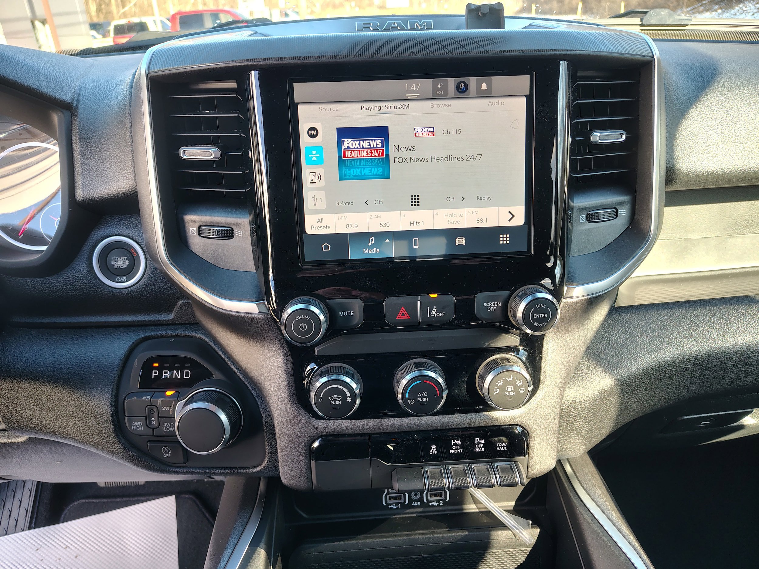 New 2026 RAM 1500 Express image 32