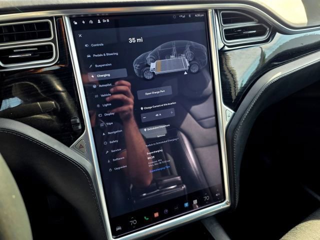Used 2017 Tesla Model X 75D AWD/4WD image 45