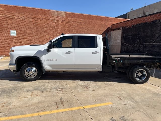Used 2024 Chevrolet Silverado 3500 LT w/ Convenience Package AWD/4WD image 3