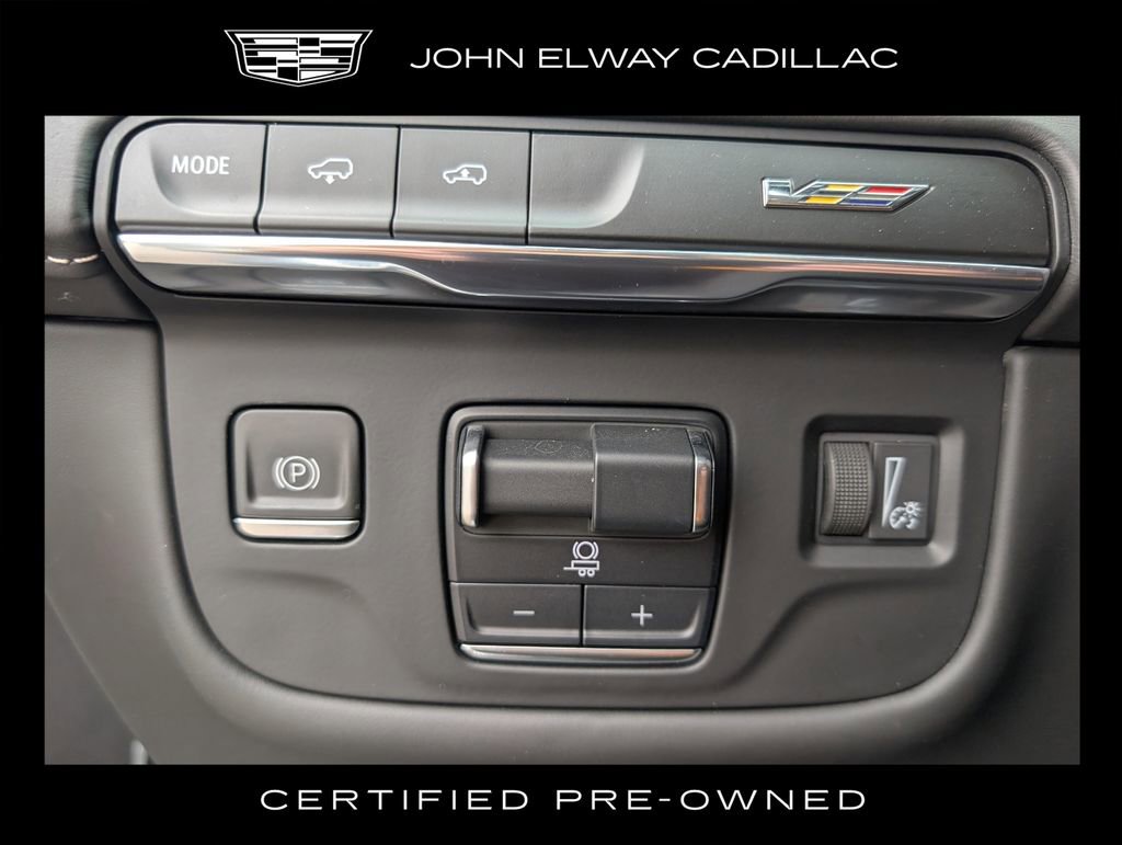 Certified 2024 Cadillac Escalade ESV V image 30