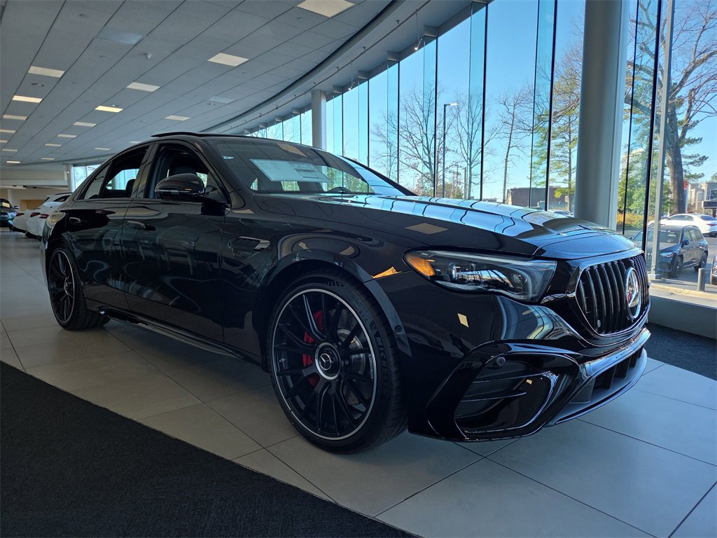 New 2026 Mercedes-Benz E 53 AMG e 4MATIC Sedan image 5