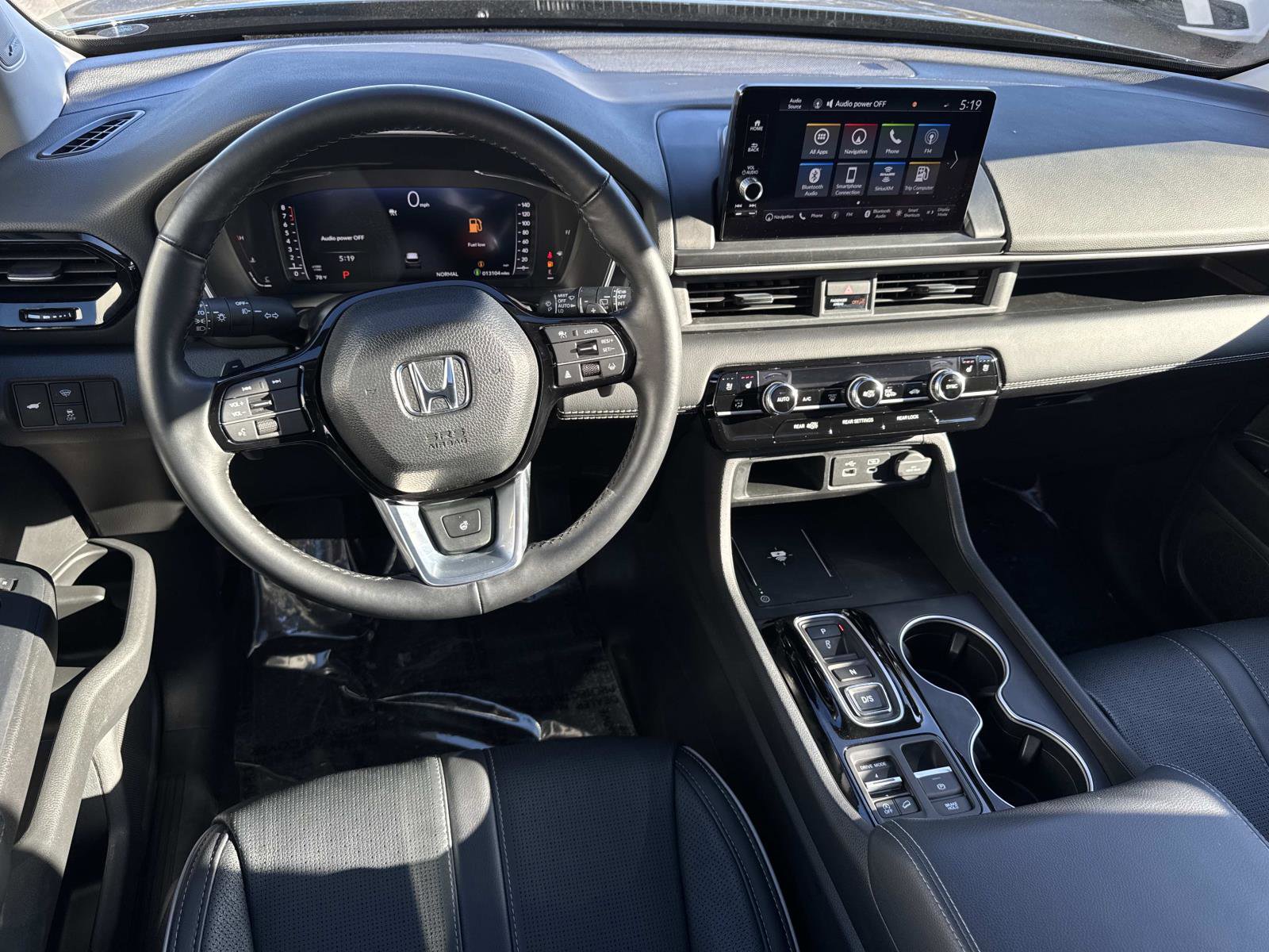 Certified 2025 Honda Pilot Elite image 2