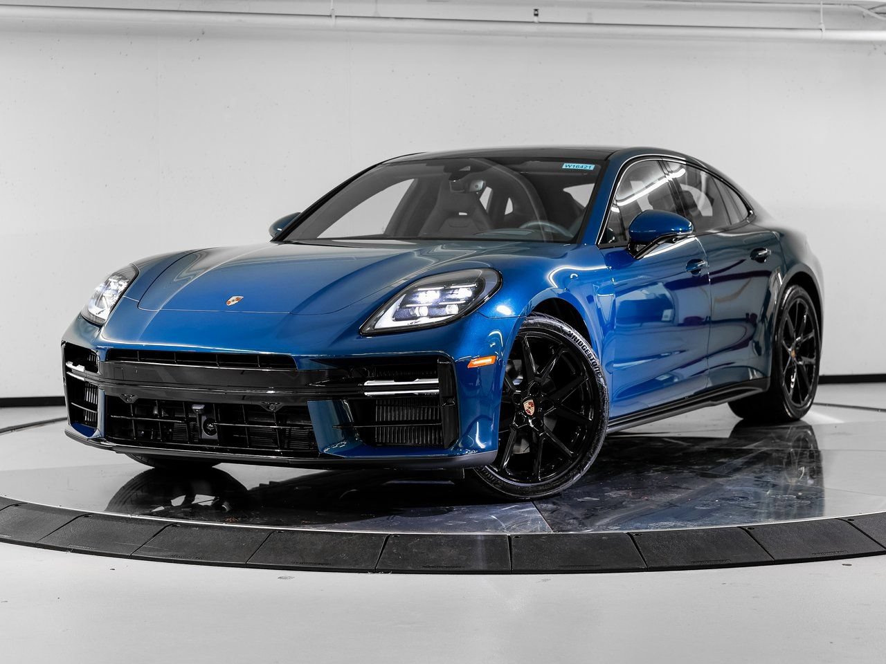 New 2026 Porsche Panamera 4