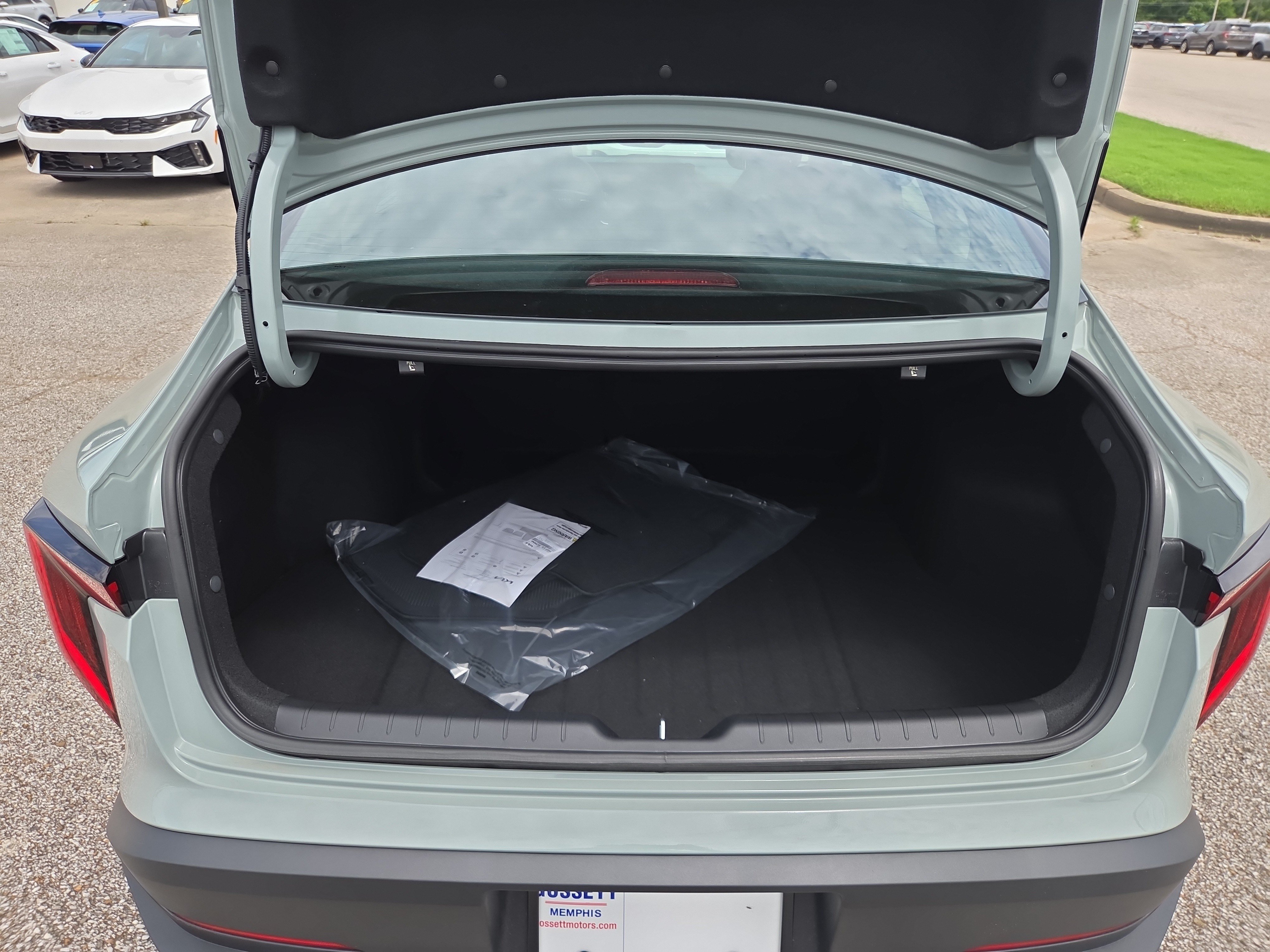 New 2026 Kia K4 FWD image 8