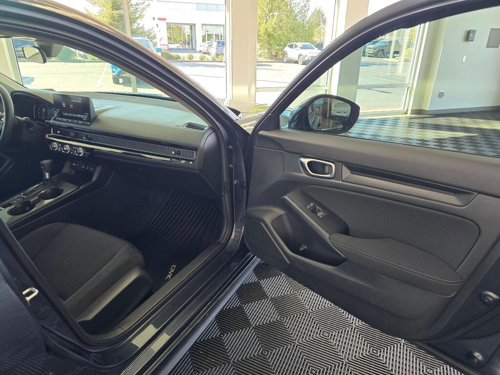Used 2025 Honda Civic LX image 41