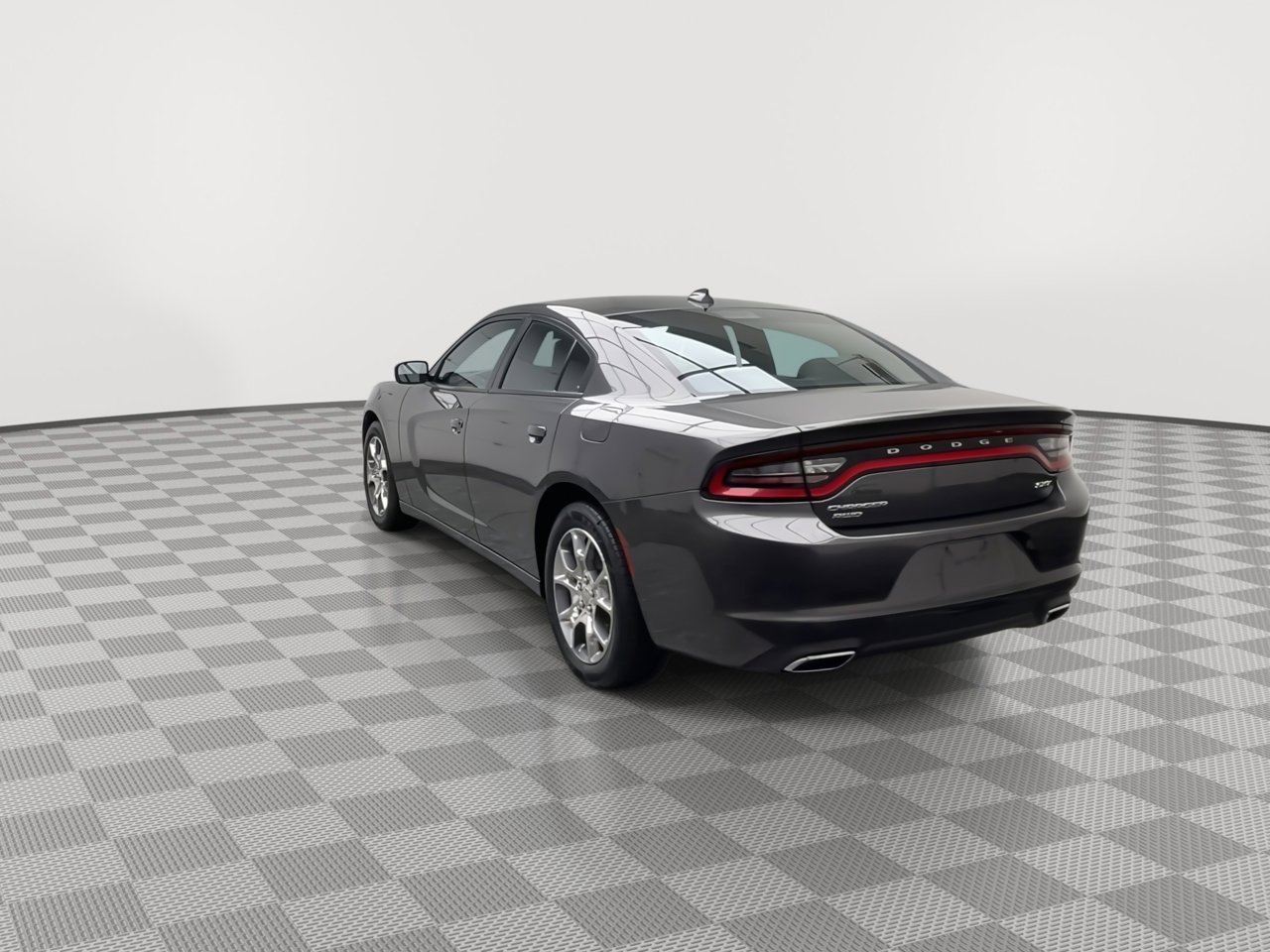 Used 2017 Dodge Charger SXT image 32