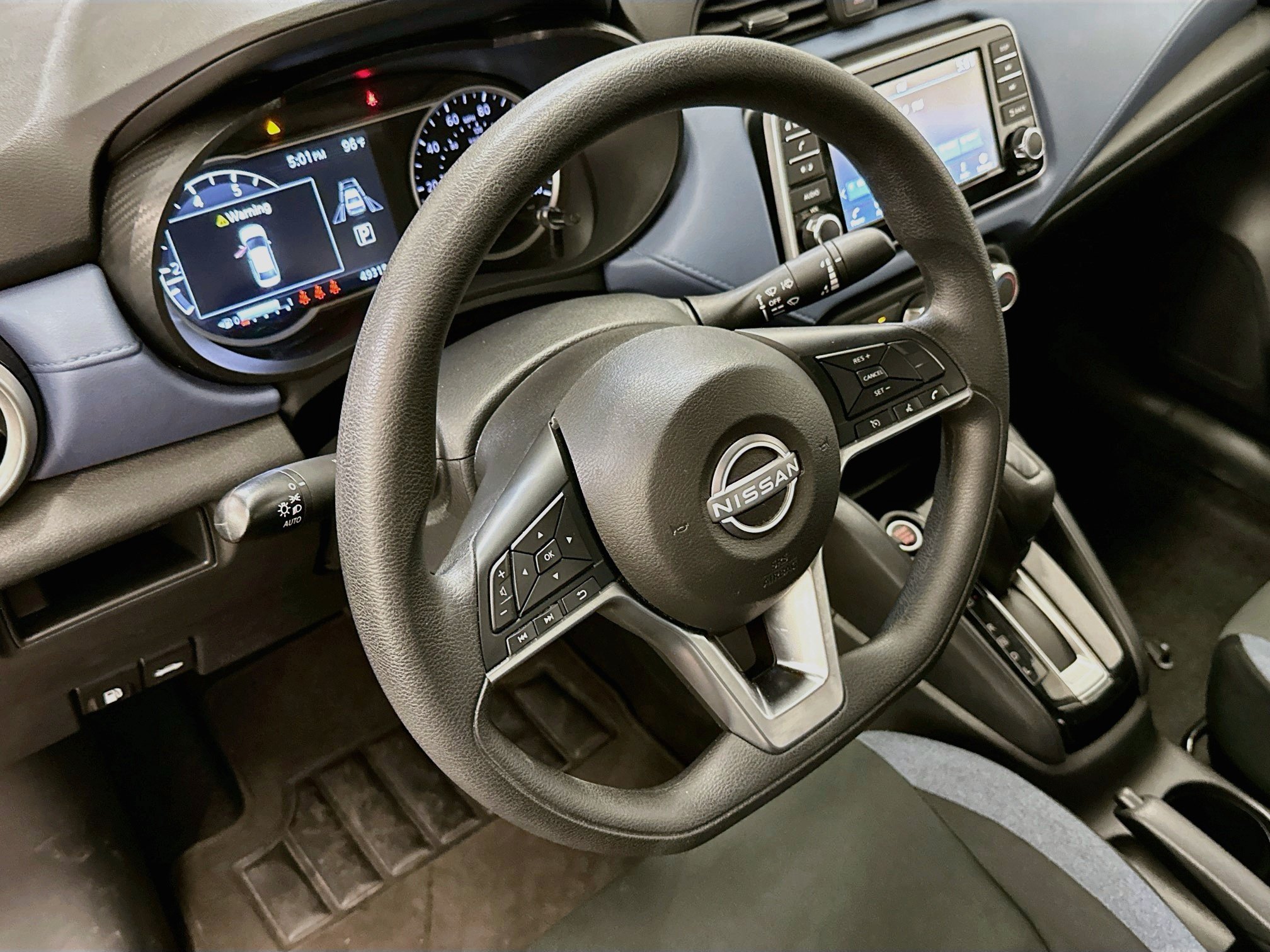 Used 2024 Nissan Versa SV FWD image 18