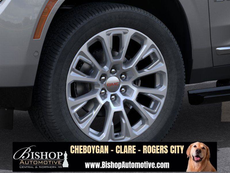 New 2026 GMC Yukon Denali image 12