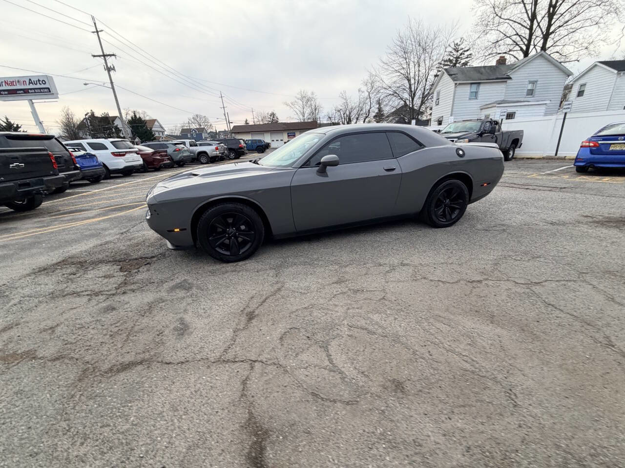 Used 2019 Dodge Challenger SXT image 17