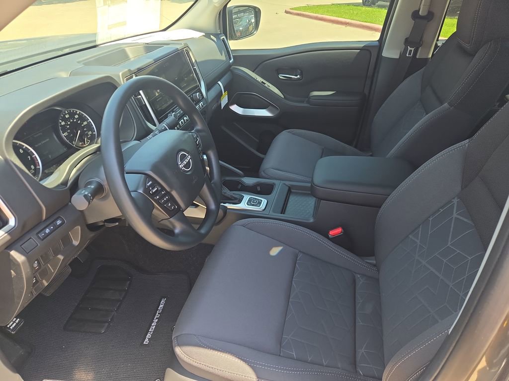 New 2026 Nissan Frontier SV w/ Tow Package AWD/4WD image 36