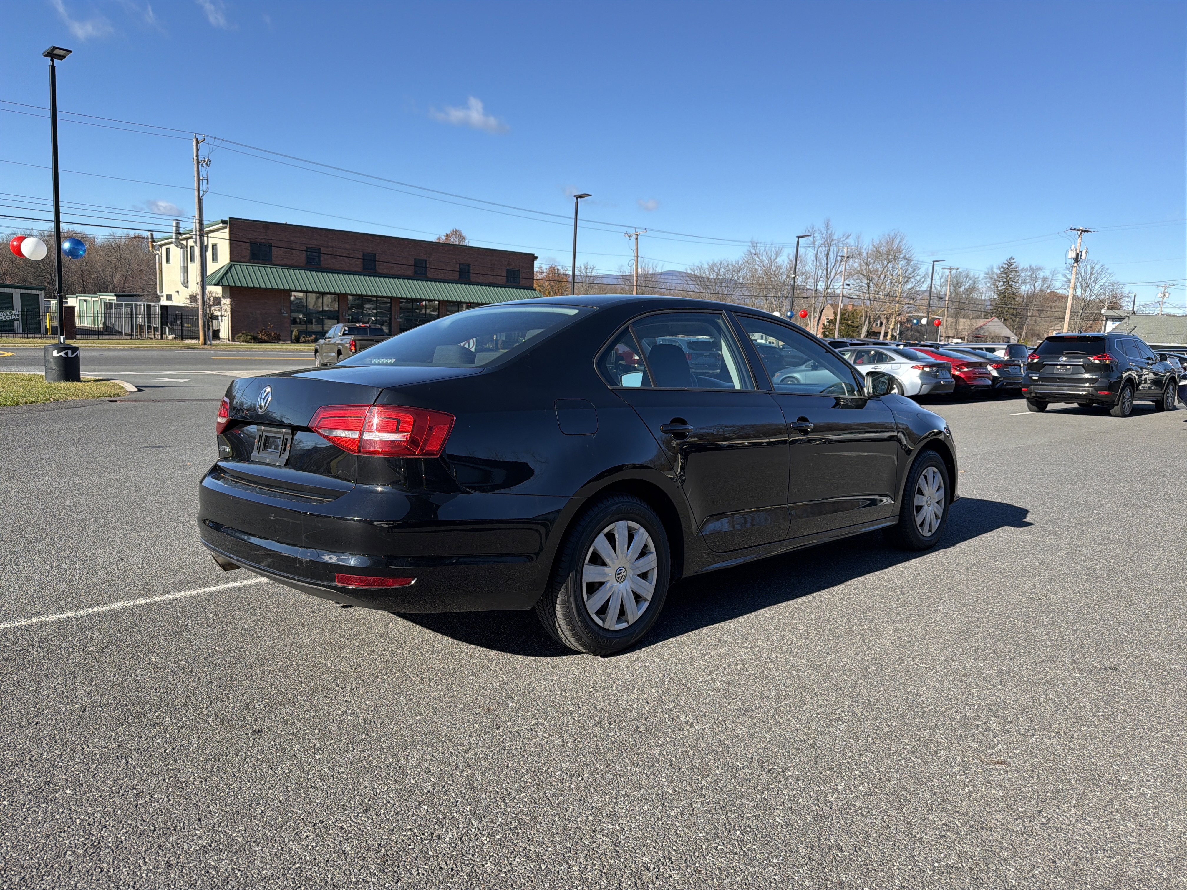 Used 2015 Volkswagen Jetta S image 6