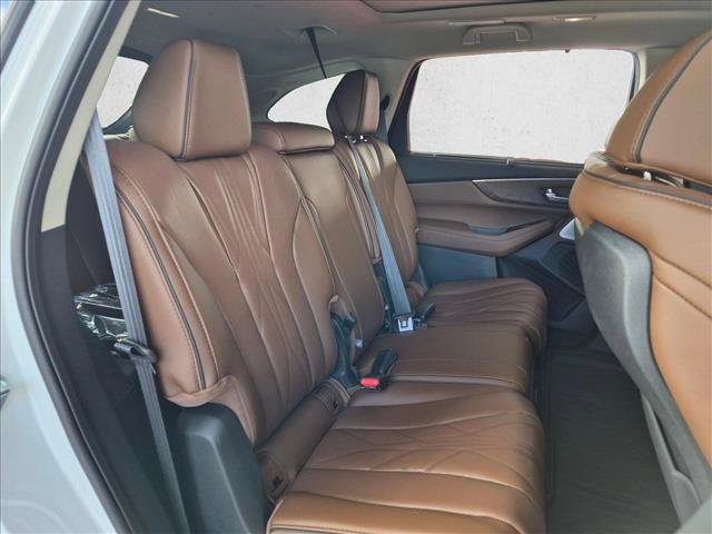 Certified 2026 Acura MDX w/ Advance Package AWD/4WD image 18