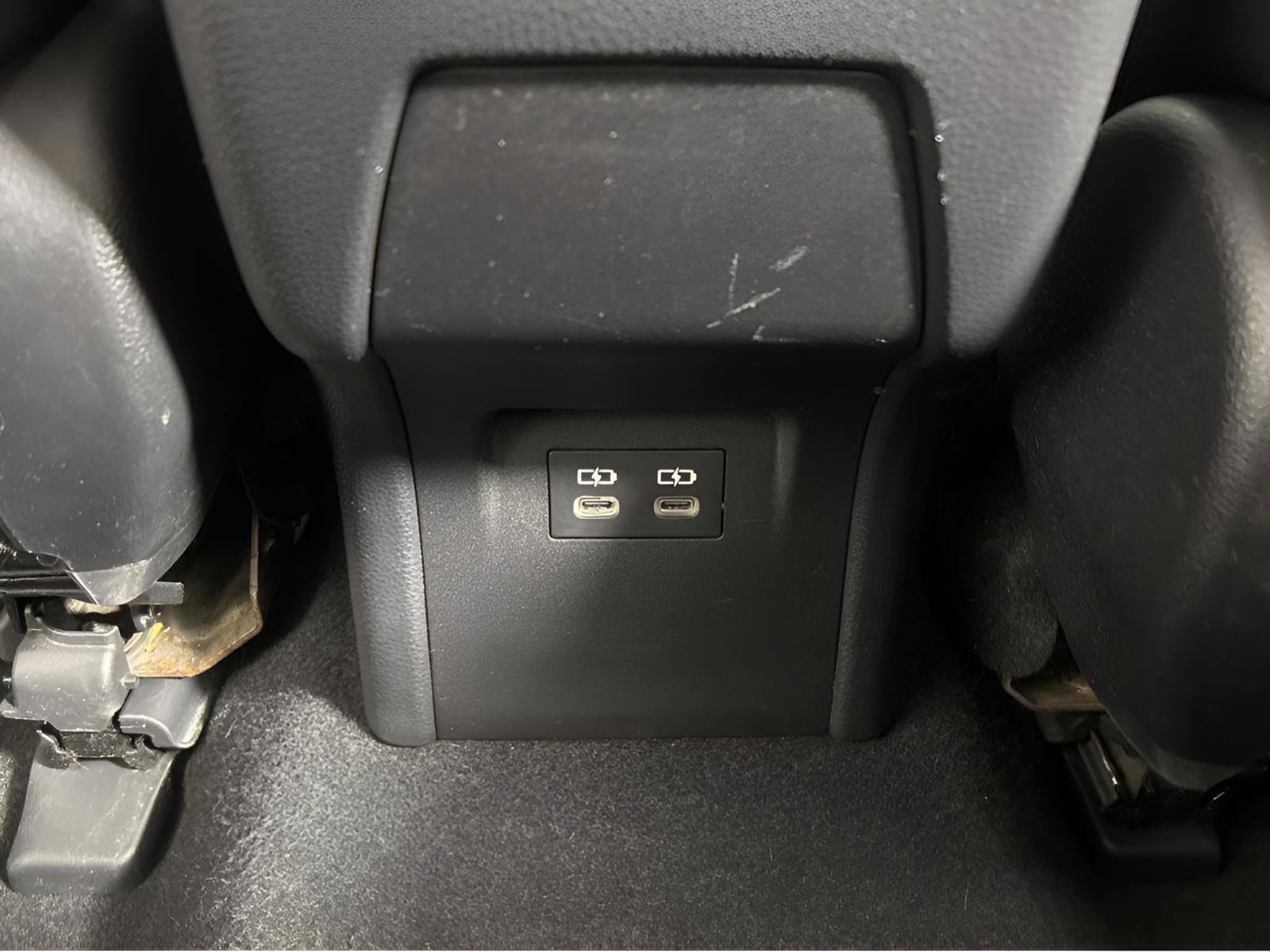 Used 2023 Toyota Prius LE image 27