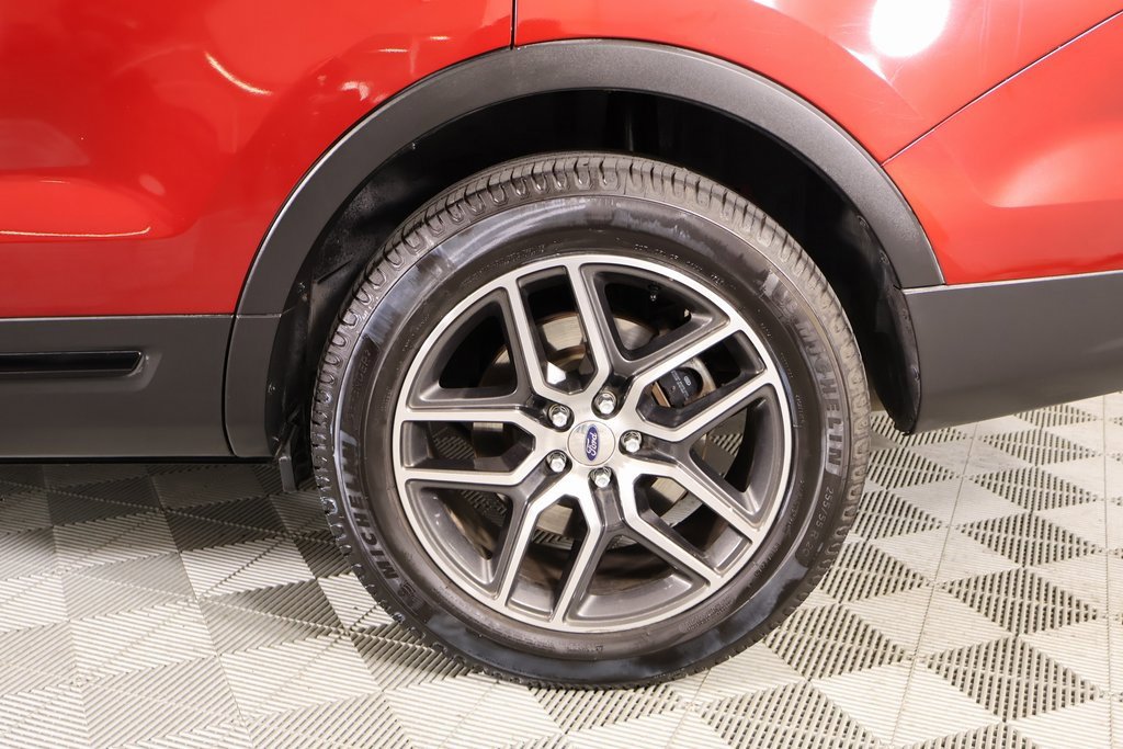 Used 2017 Ford Explorer Sport w/ Equipment Group 401A image 20