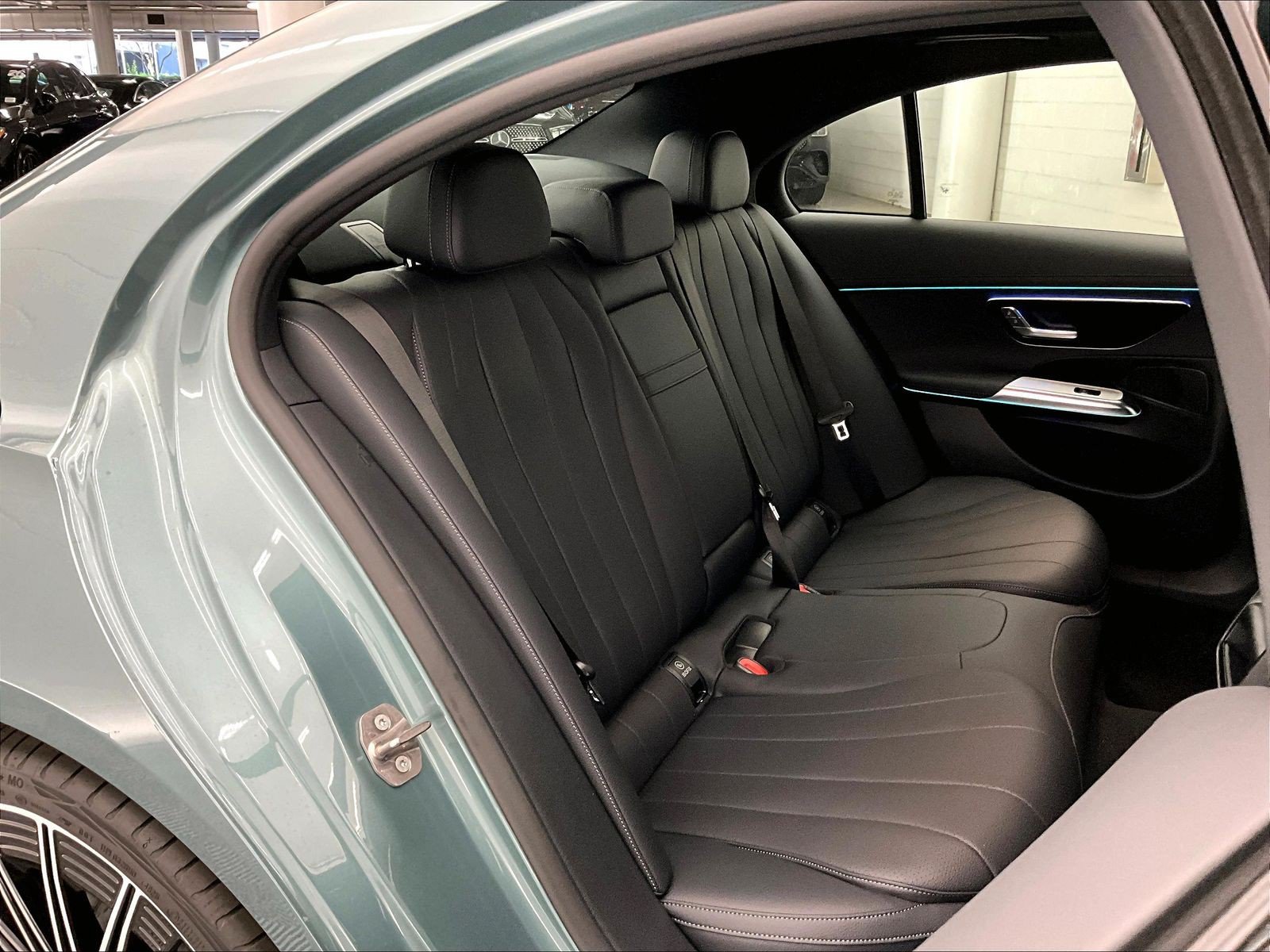 New 2027 Mercedes-Benz E 450 4MATIC Sedan image 14