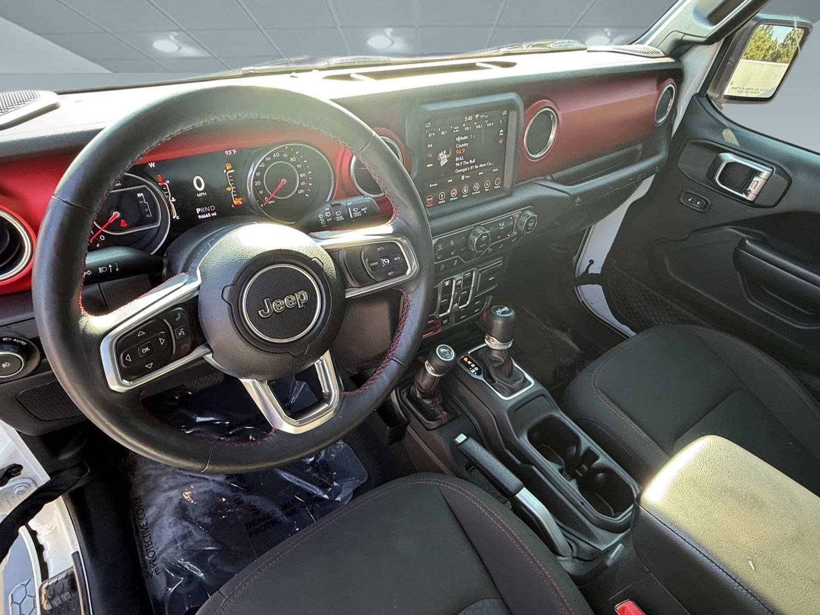 Used 2018 Jeep Wrangler Unlimited Rubicon AWD/4WD image 4