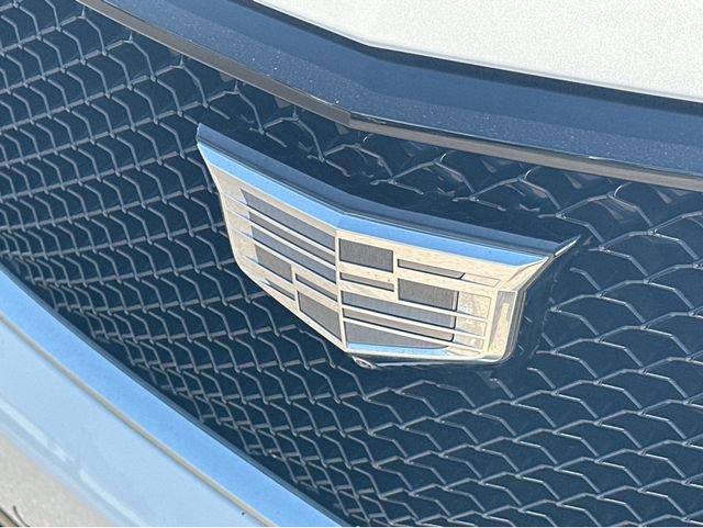 Certified 2023 Cadillac XT6 Sport w/ Technology Package AWD/4WD image 39