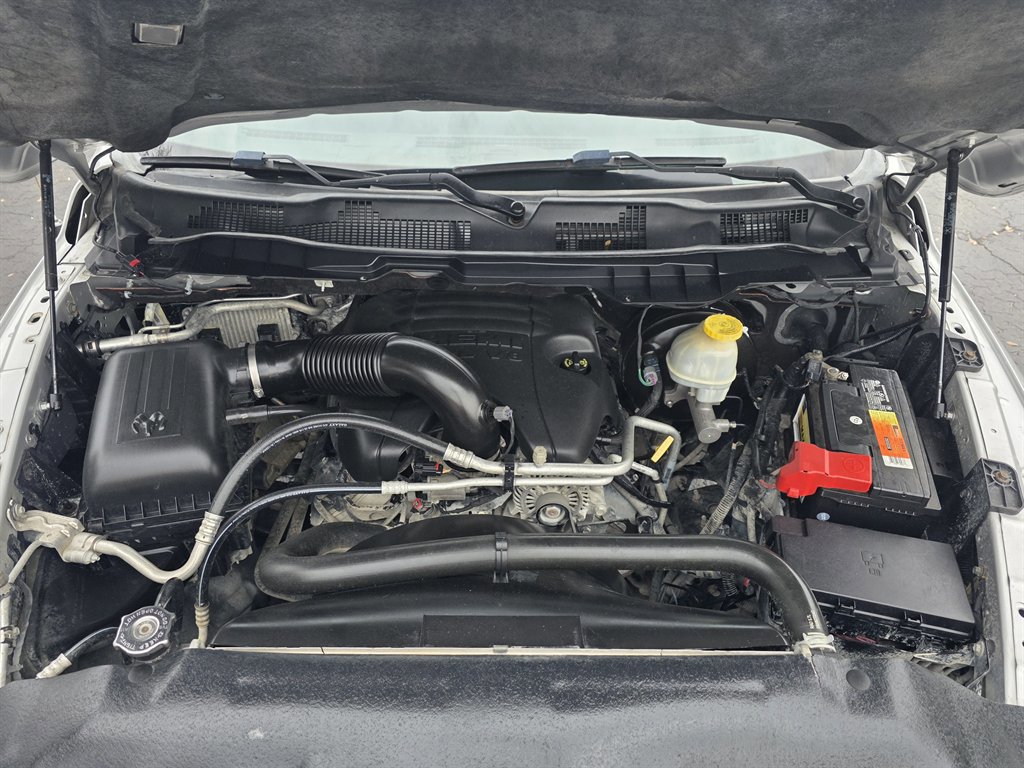 Used 2017 RAM 1500 Laramie w/ Convenience Group image 9