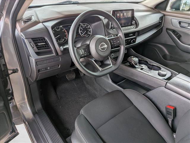 Used 2023 Nissan Rogue S AWD/4WD image 10