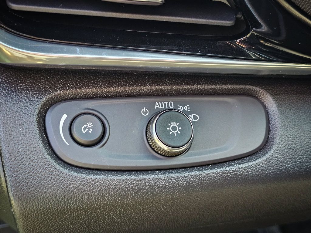 Used 2024 Buick Envista Avenir FWD image 15