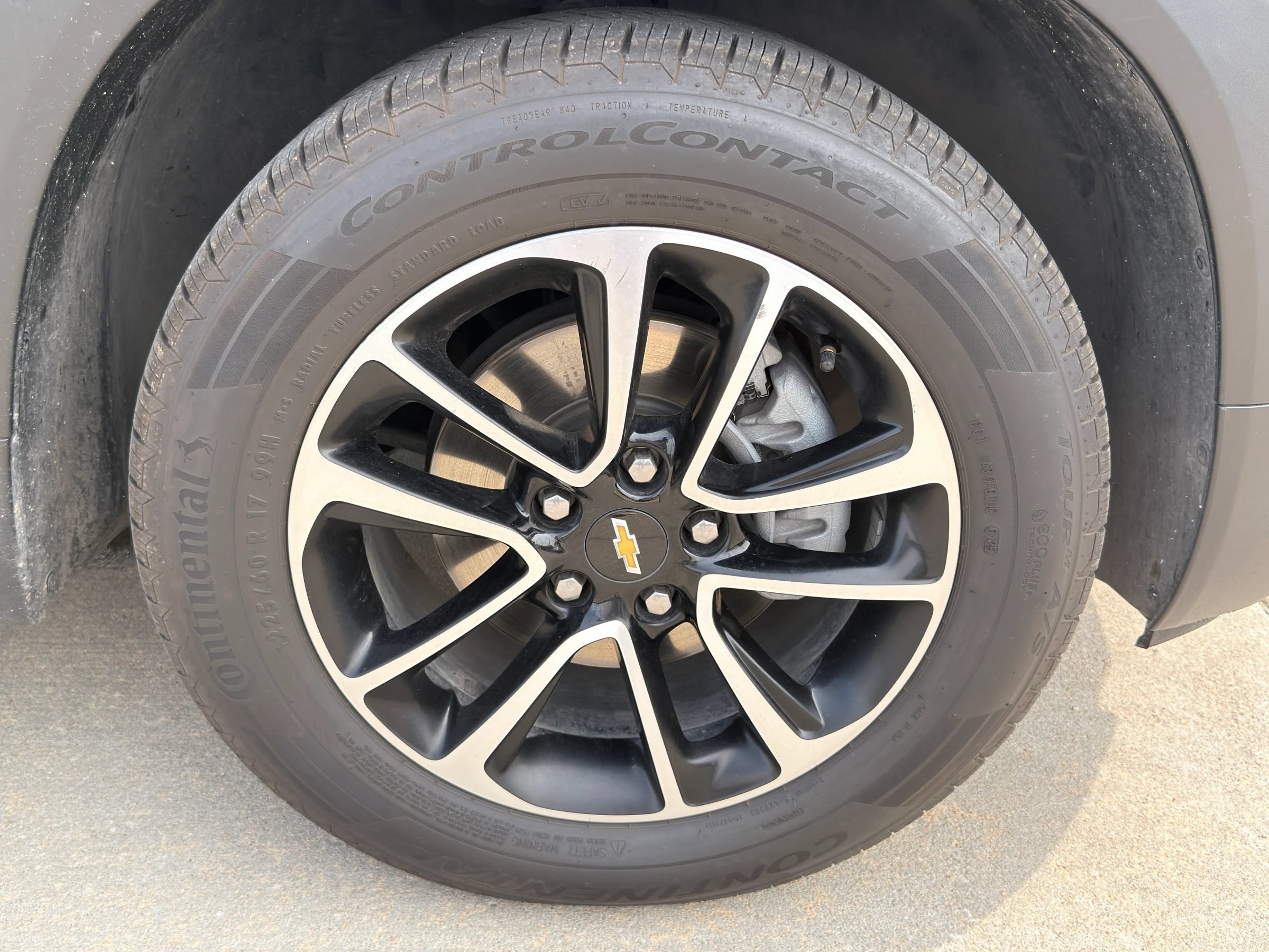 Used 2025 Chevrolet TrailBlazer LT w/ LT Cold Weather Package FWD image 28