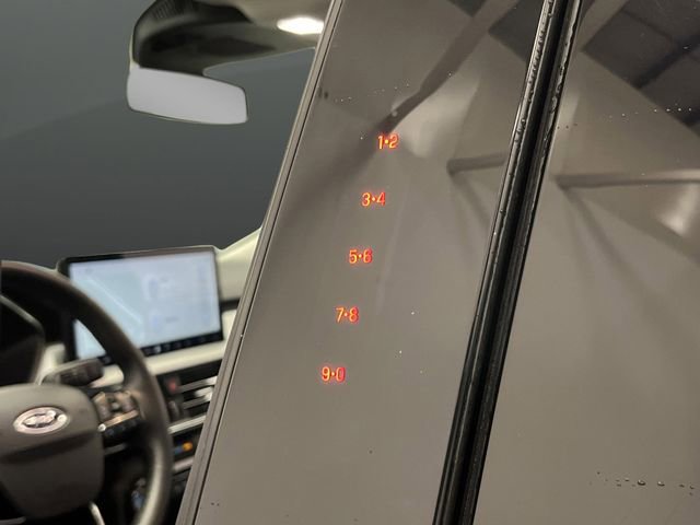 Used 2024 Ford Escape SE w/ PHEV Premium Package image 38