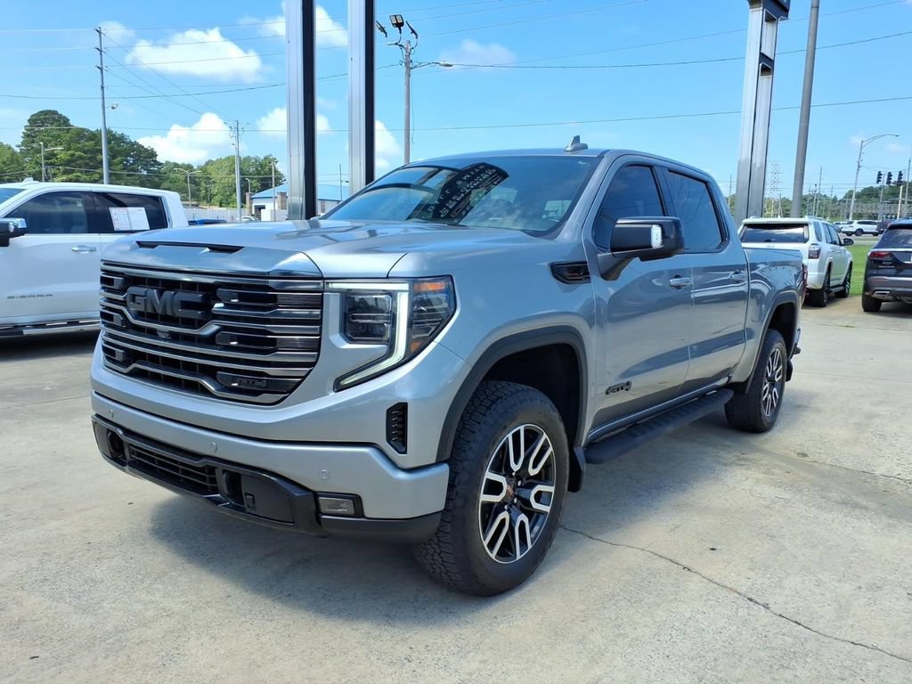 Used 2023 GMC Sierra 1500 AT4 AWD/4WD image 3