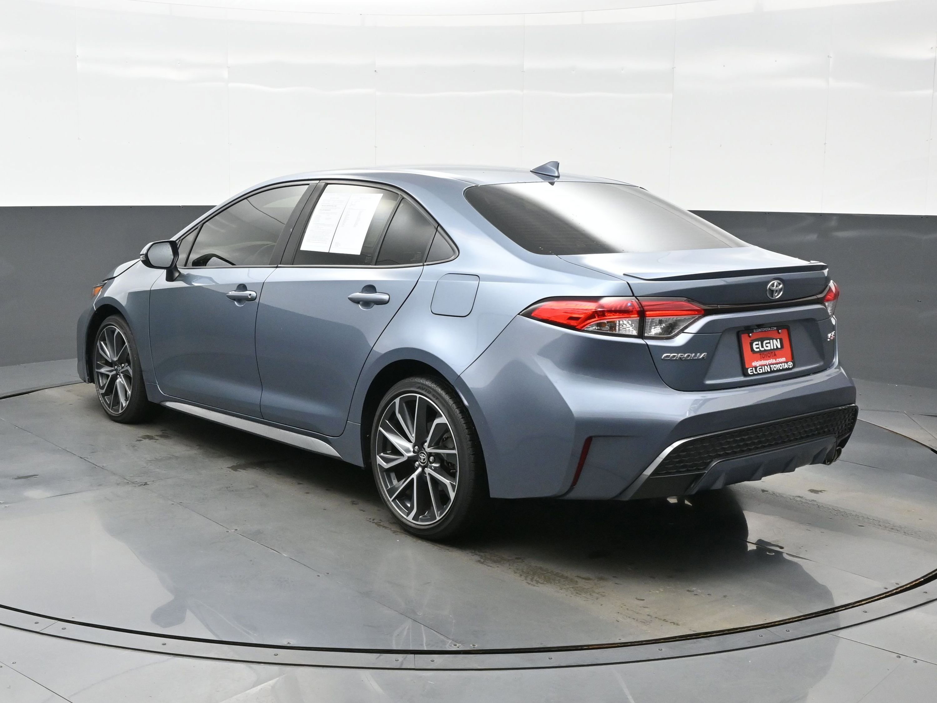 Used 2020 Toyota Corolla SE image 4