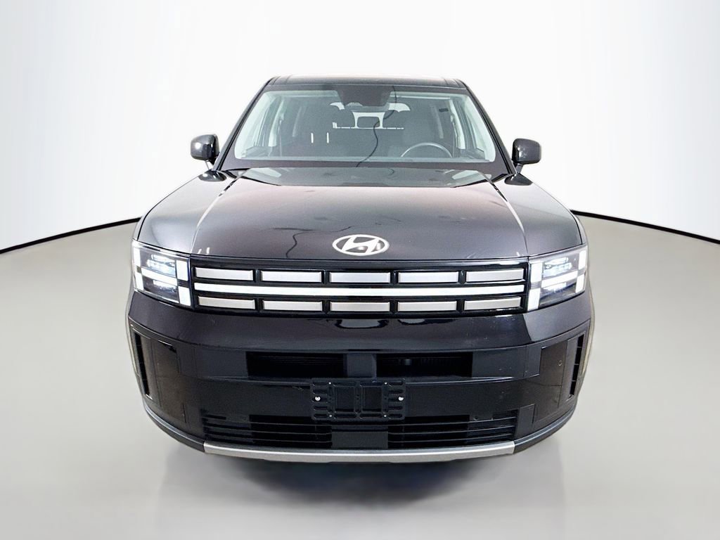 Used 2025 Hyundai Santa Fe SE FWD image 2