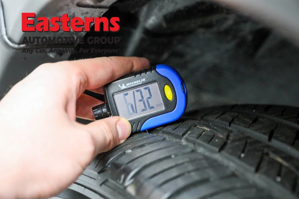 Used 2024 Nissan Pathfinder S image 29