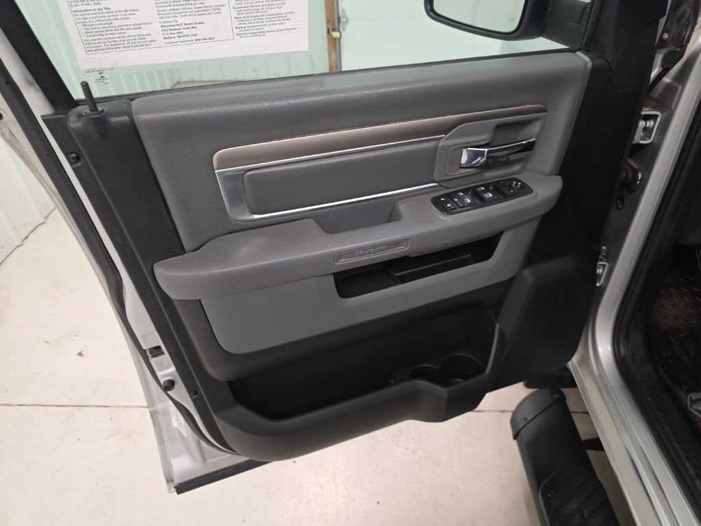 Used 2017 RAM 1500 Outdoorsman AWD/4WD image 12