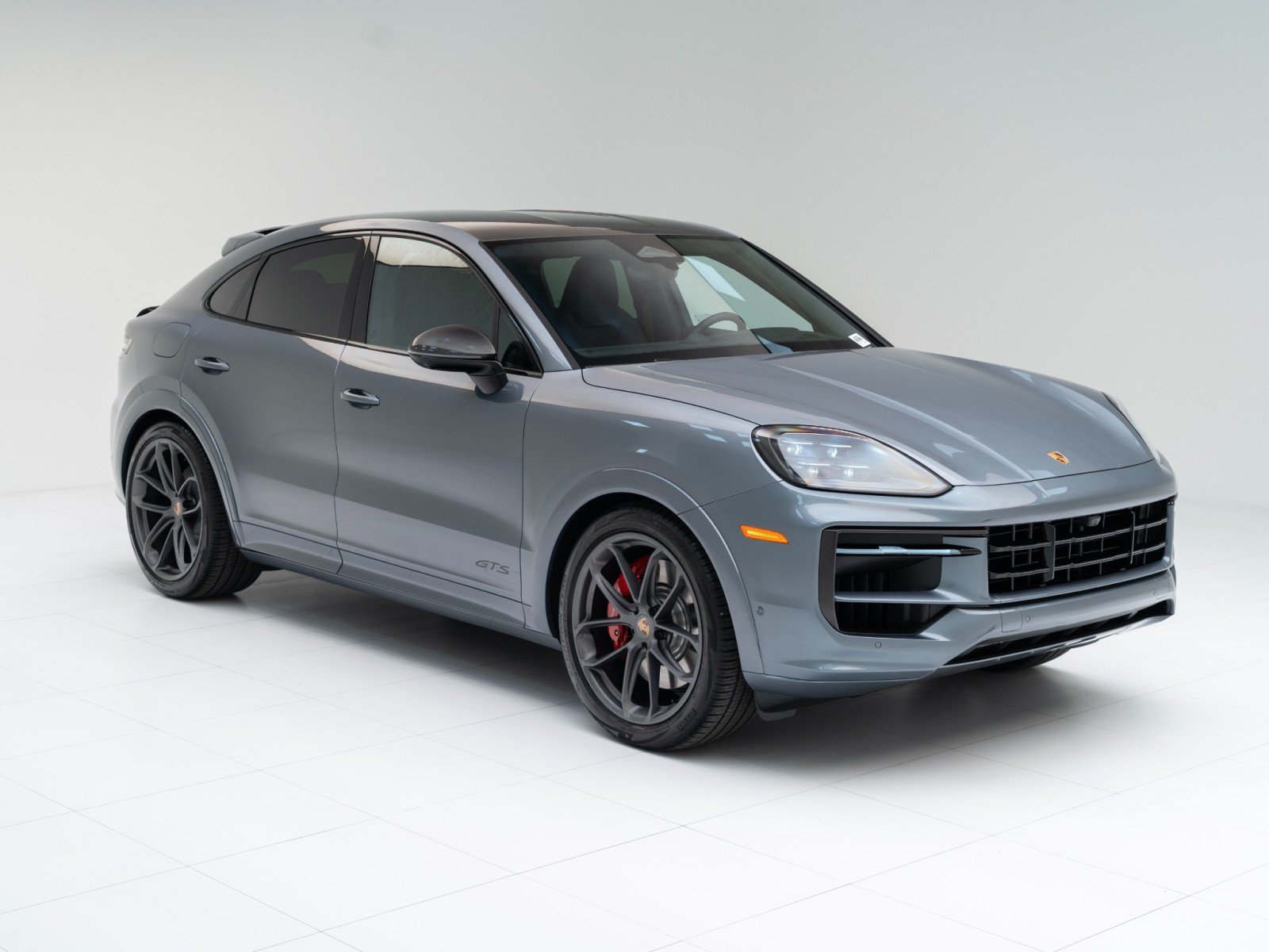 Used 2026 Porsche Cayenne GTS AWD/4WD image 7