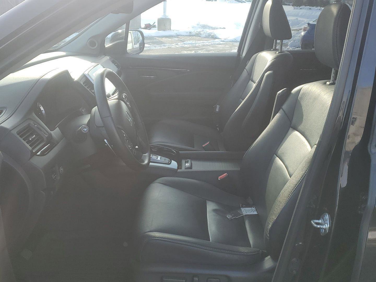 Used 2017 Honda Pilot Touring image 10