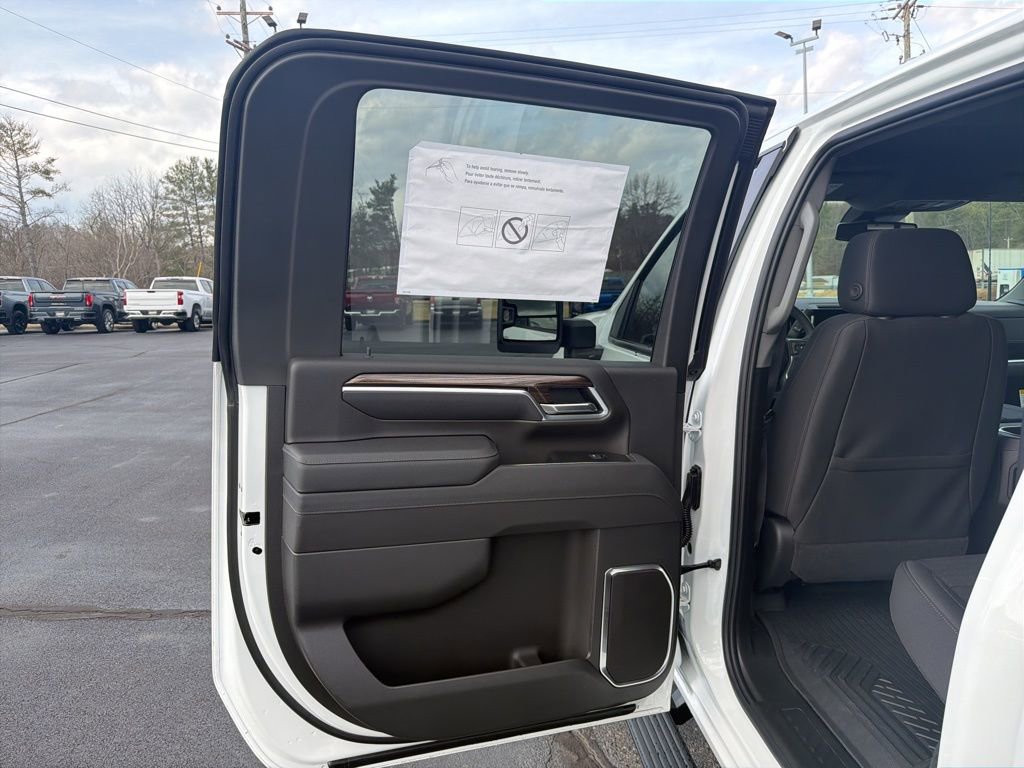 New 2026 Chevrolet Silverado 2500 LT w/ Trail Boss Package image 15