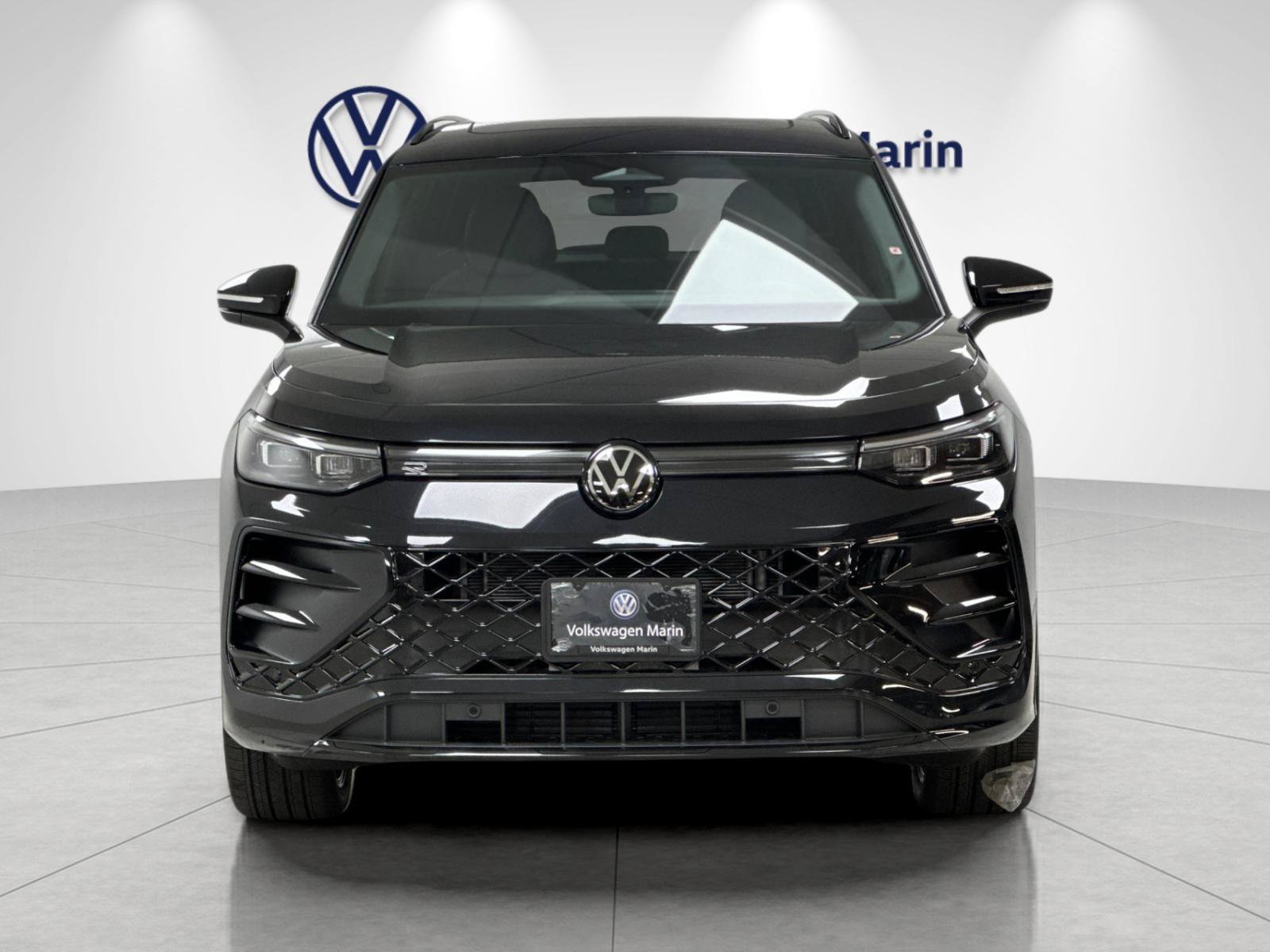 New 2026 Volkswagen Tiguan SE R-Line AWD/4WD image 8