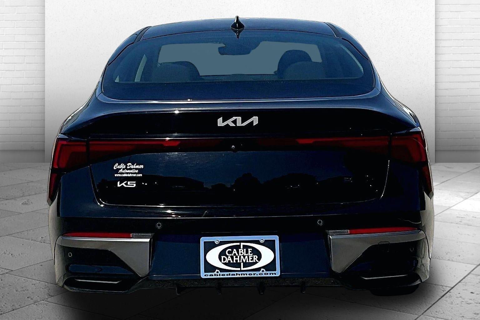 Used 2025 Kia K5 LXS FWD image 6