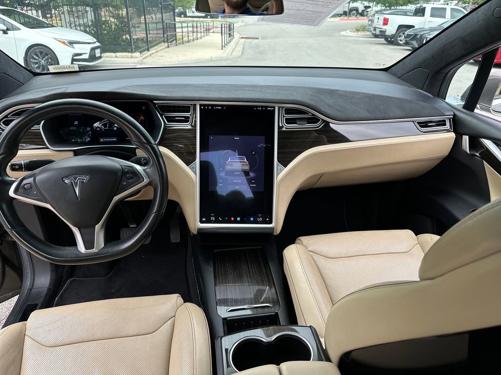 Used 2016 Tesla Model X 75D AWD/4WD image 25