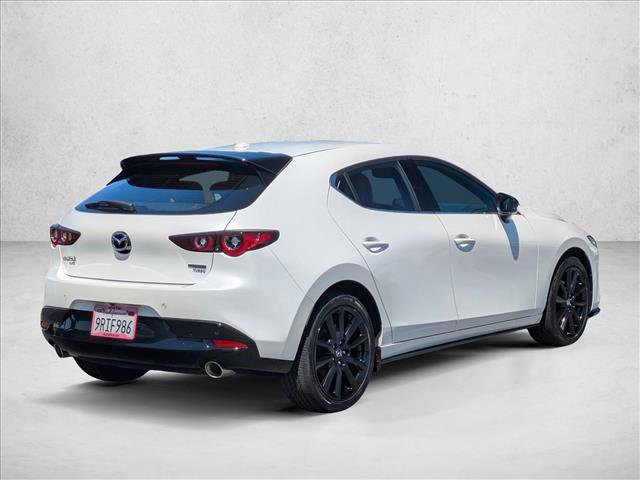 Used 2025 MAZDA MAZDA3 Hatchback w/Premium Plus Pkg image 5