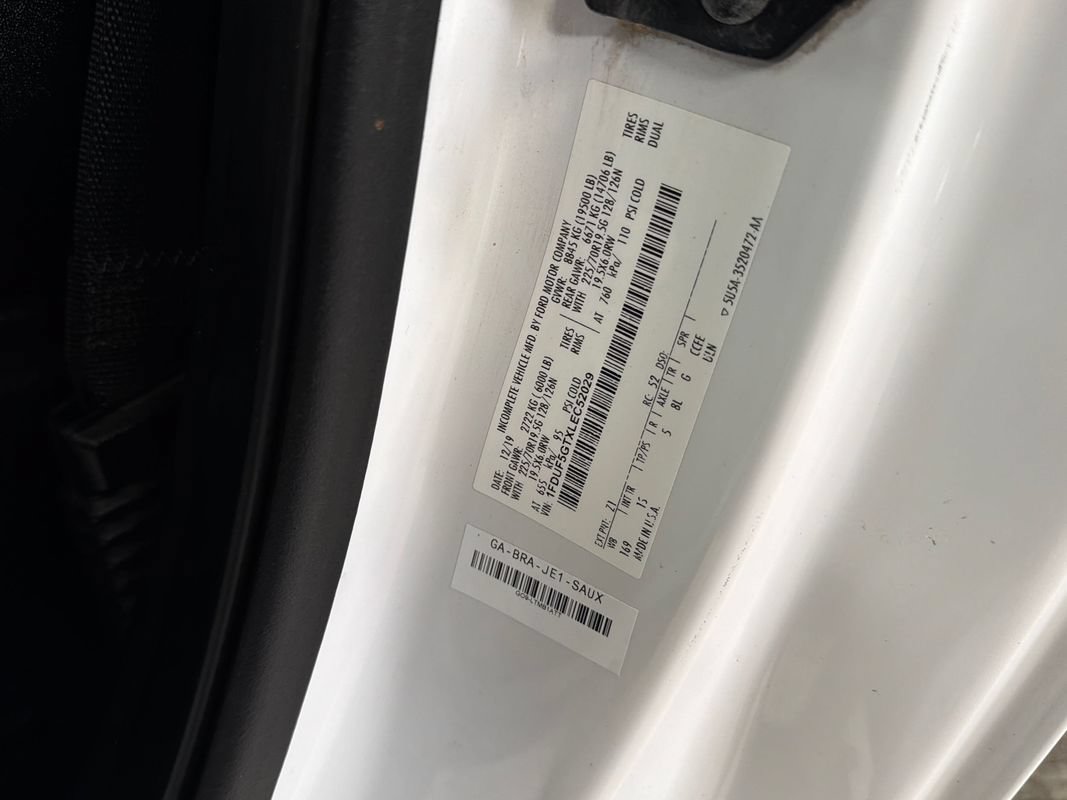 Used 2020 Ford F550 2WD Regular Cab Super Duty image 46