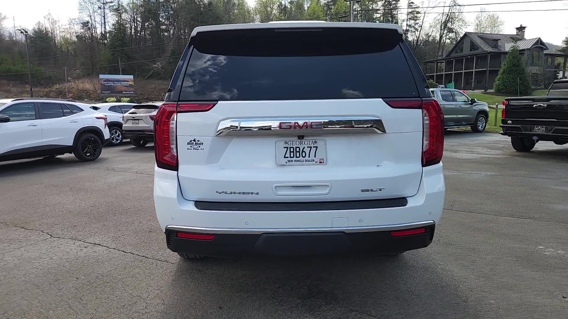 Used 2024 GMC Yukon SLT image 9