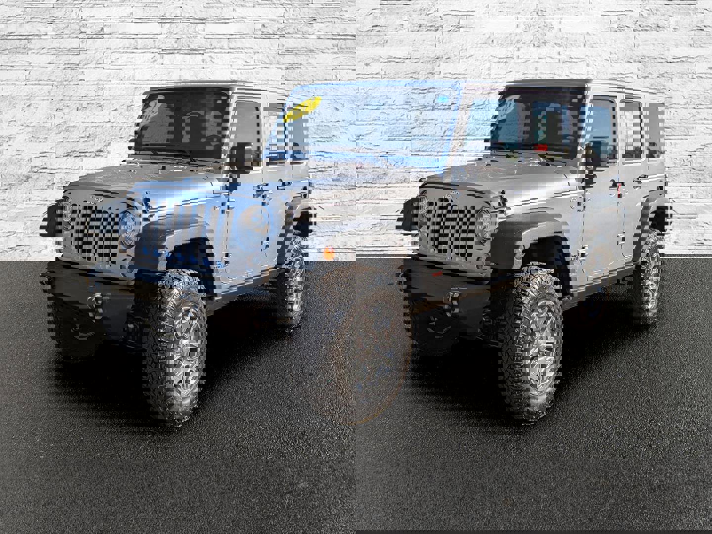 Used 2017 Jeep Wrangler Unlimited Rubicon w/ Connectivity Group image 3