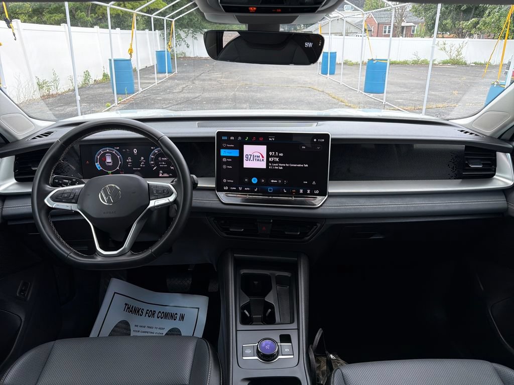 New 2026 Volkswagen Tiguan SE AWD/4WD image 13