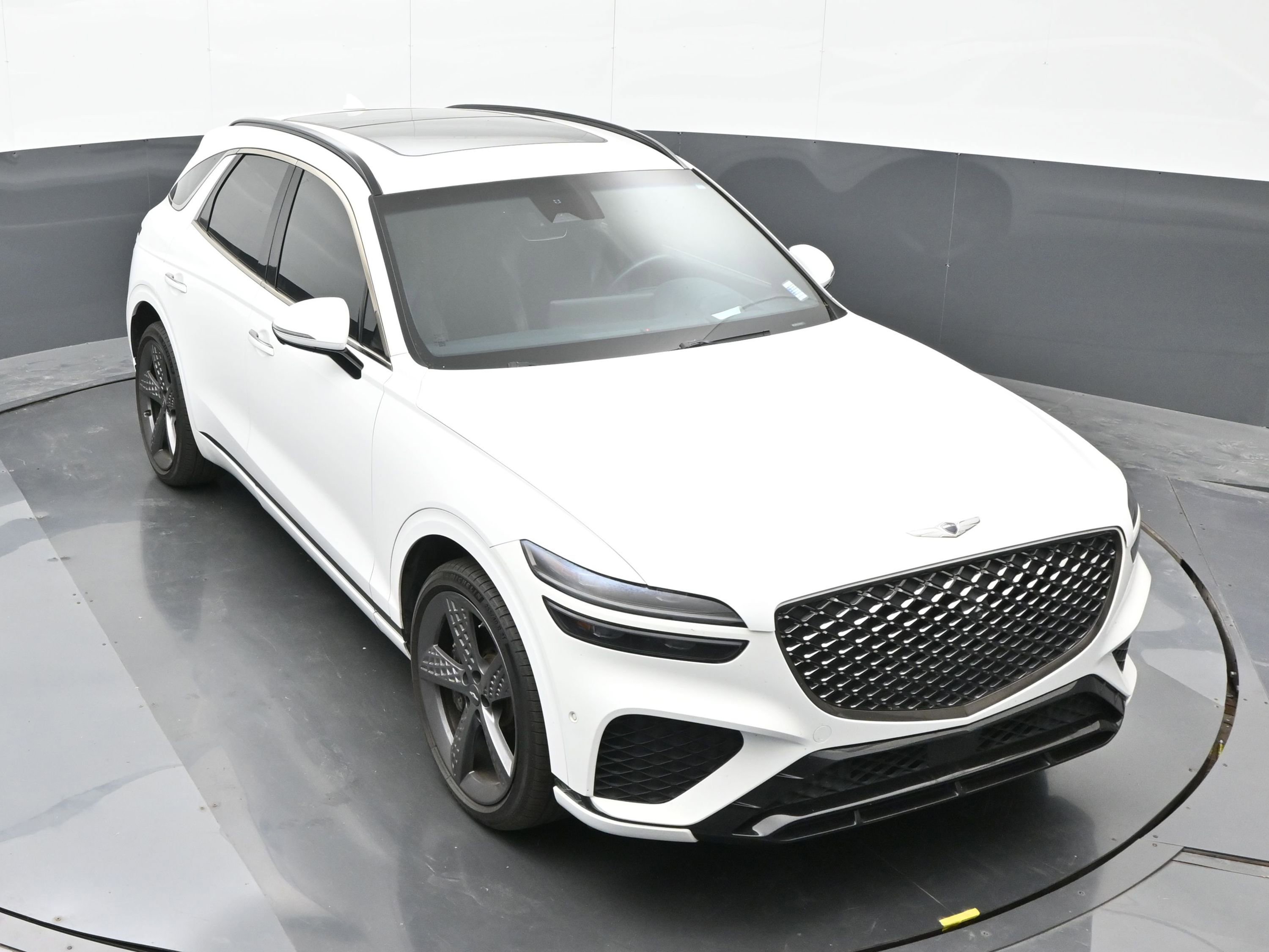 Used 2022 Genesis GV70 3.5T Sport w/ Sport Prestige Package image 31