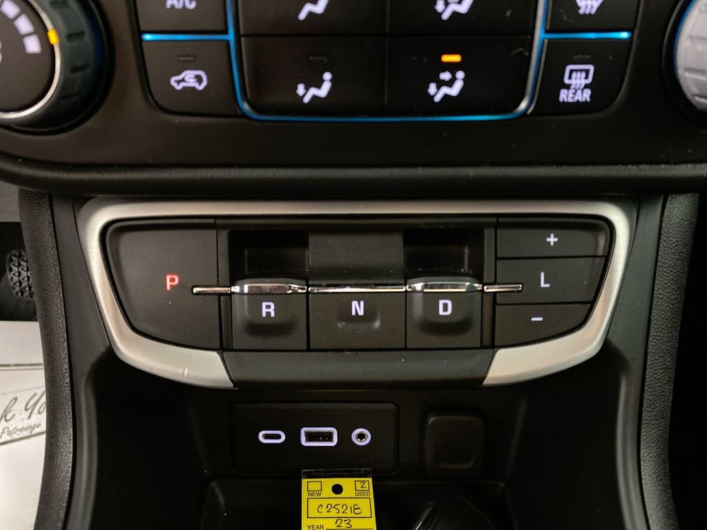 Used 2023 GMC Terrain SLE AWD/4WD image 19
