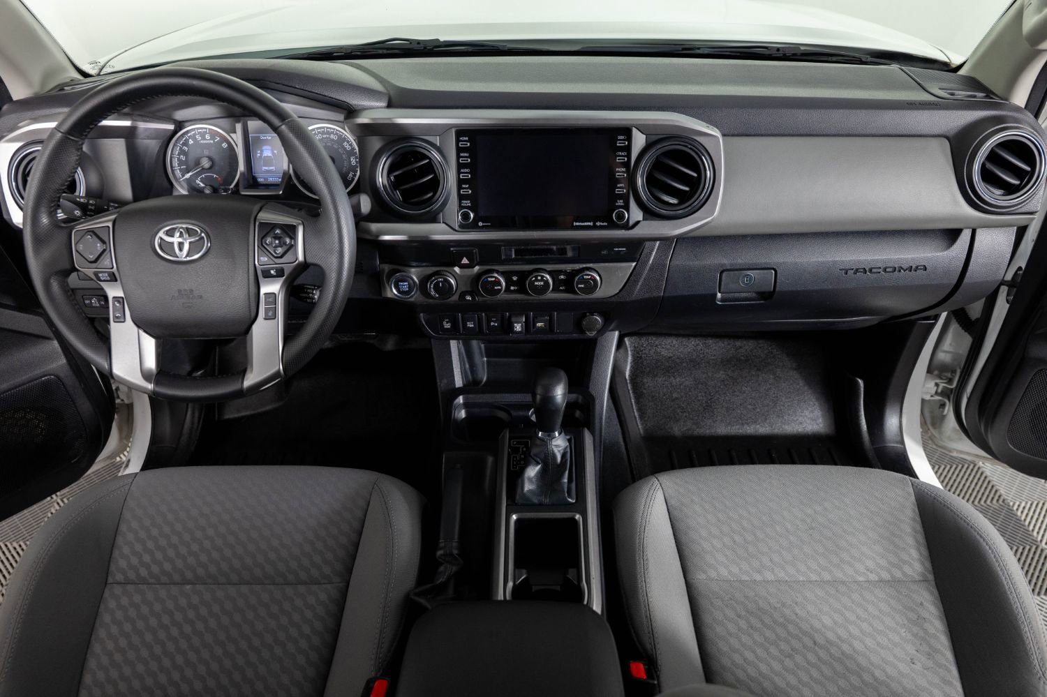 Used 2023 Toyota Tacoma SR5 image 33