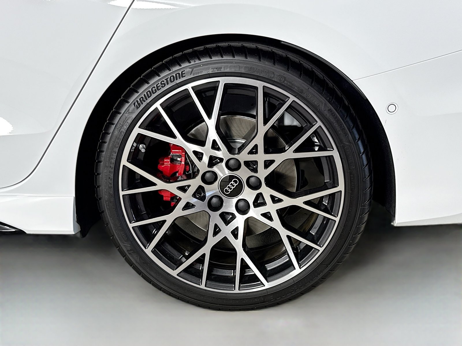New 2026 Audi RS 3 AWD/4WD image 33