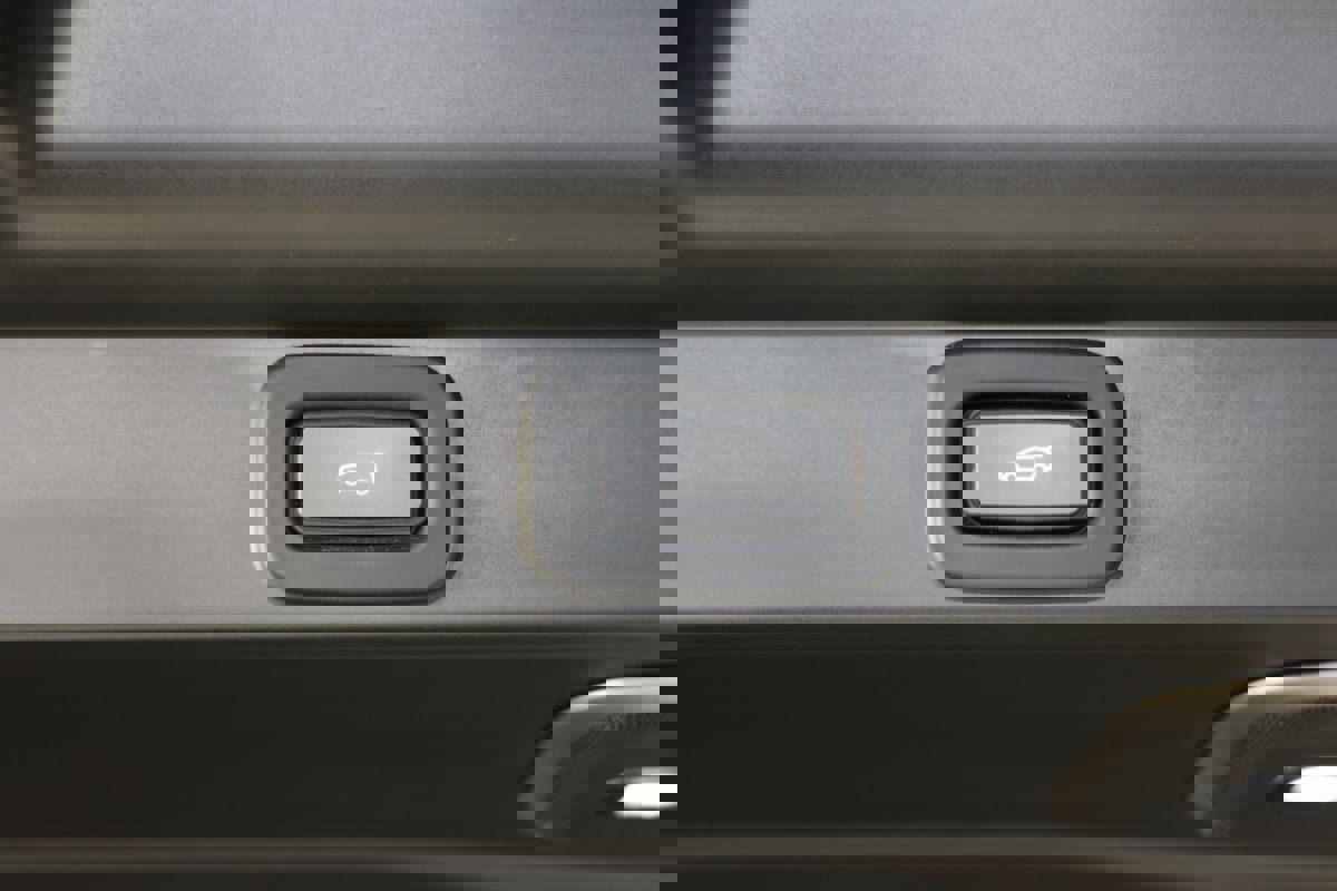 Used 2022 Land Rover Range Rover Long Wheelbase First Edition image 50