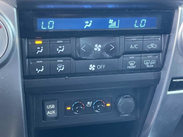Used 2019 Toyota 4Runner Limited AWD/4WD image 35