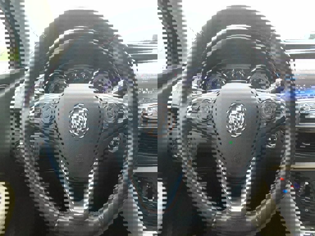 Used 2020 Buick Envision Preferred image 15